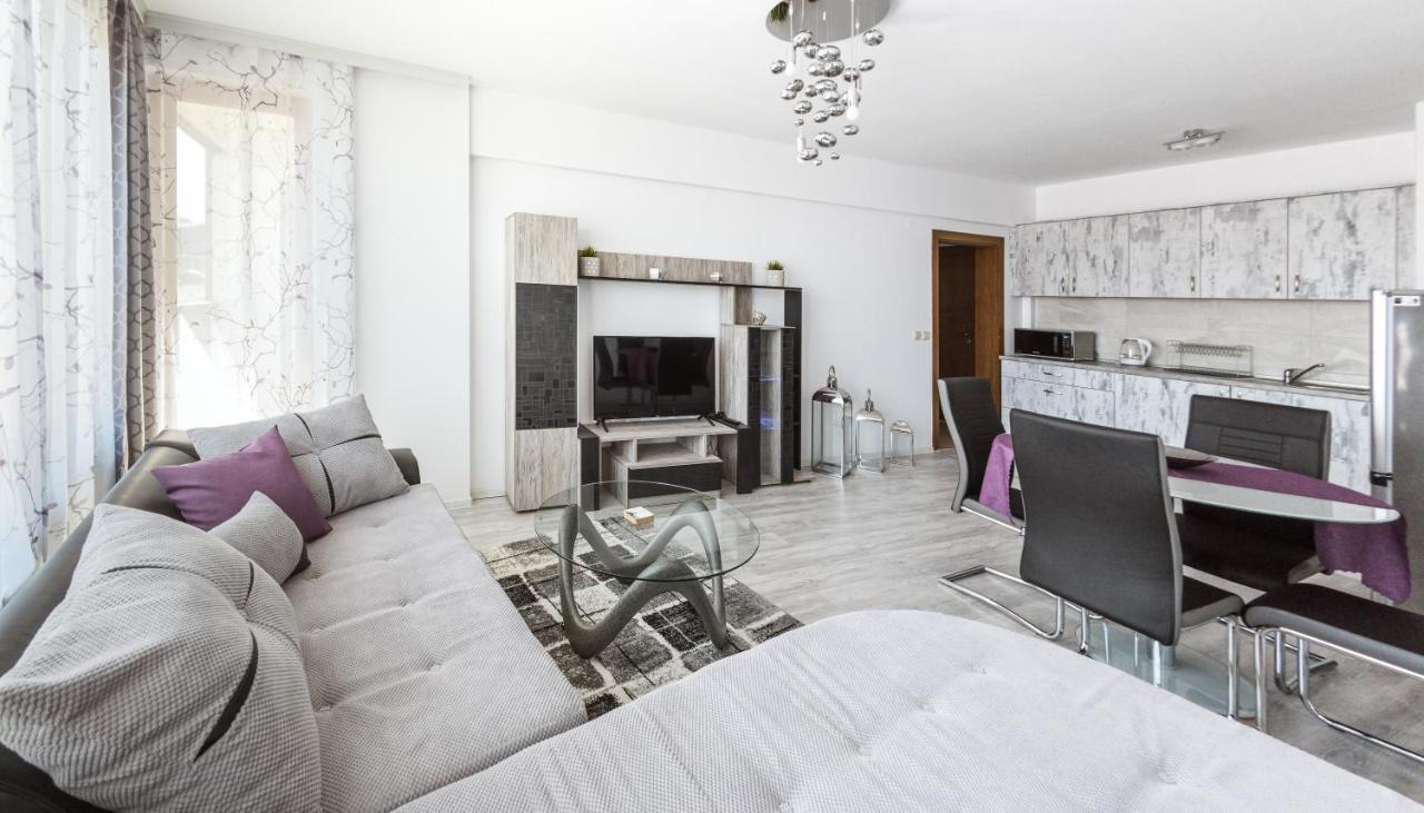 Next To Gondola. Cosy & Elegant 2 Bedroom Apartment In Neon Complex Bansko Eksteriør billede